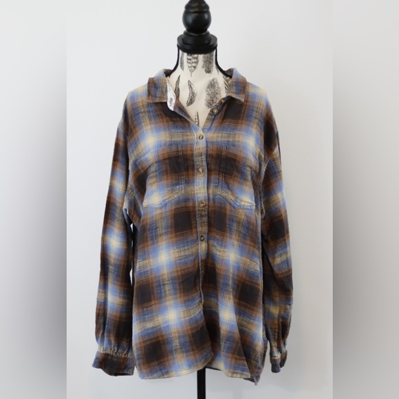 Plaid flannel hi-lo american eagle button down shirt - Picture 1 of 8